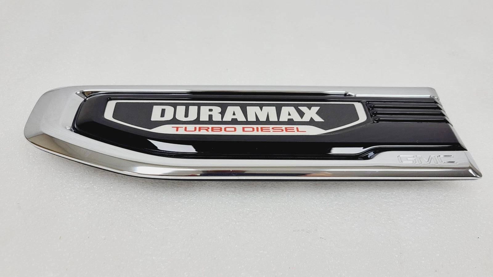 Left Fender Emblem Vent for GMC Sierra (2019–2026) Chrome Duramax Turbo Diesel 84431318