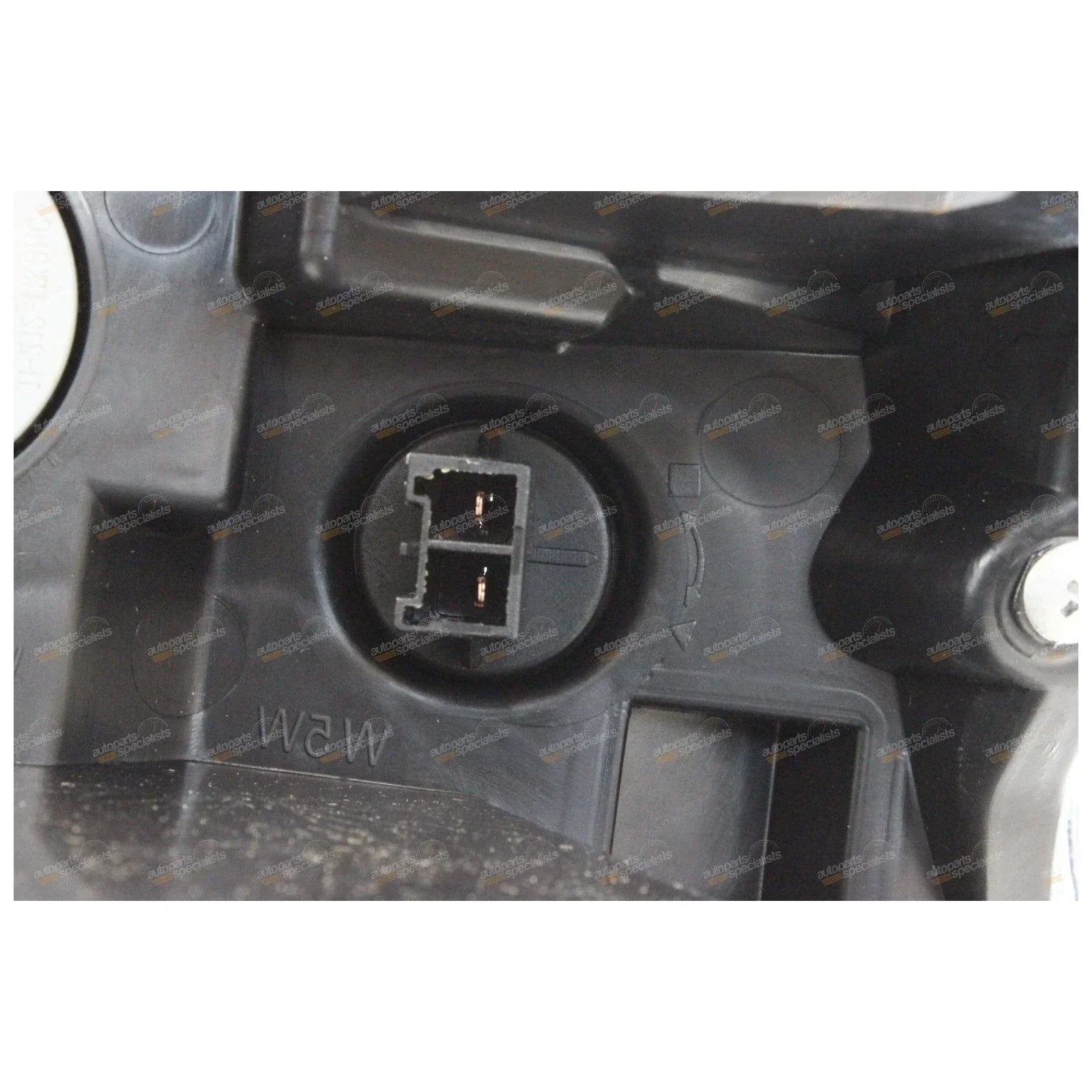 RH Halogen Headlight for Nissan X-Trail T31 (2010 - 2013)