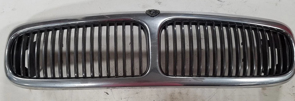 Grille for Jaguar X308 XJ8 (1998–2003) - Radiator with Emblem