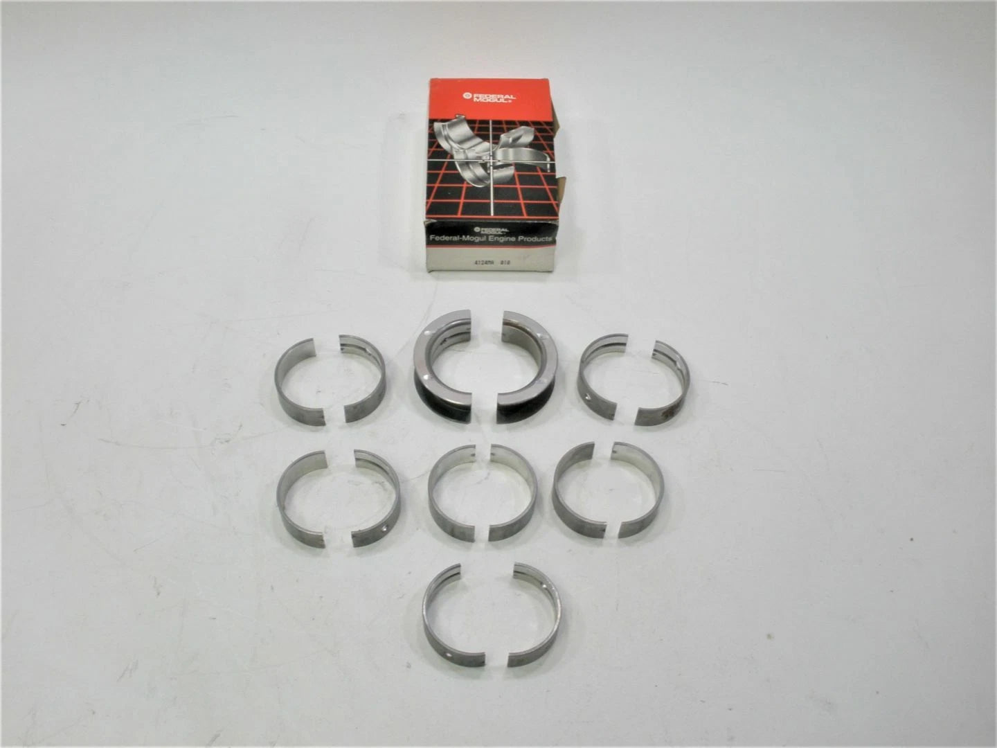 Set of 4 Engine Crankshaft Main Bearings for GM Motors (4124MA010)