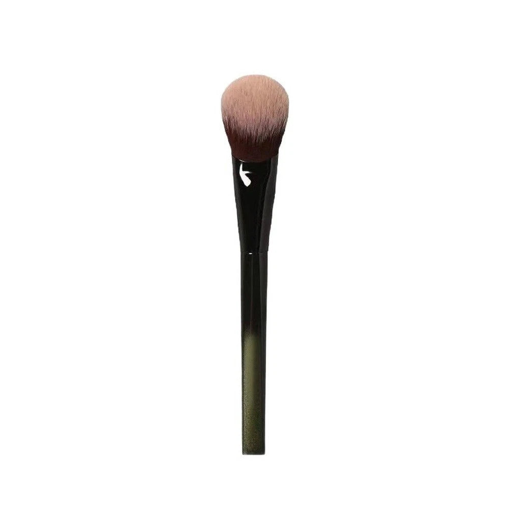 Sloped Synthetic Fiber Blush Brush for Makeup Application