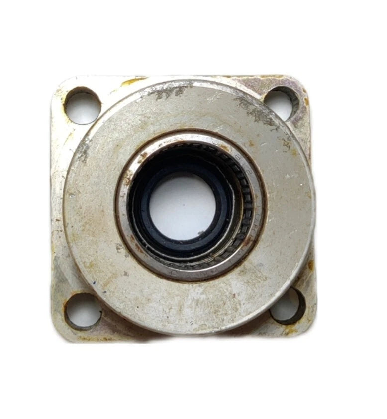 Bearing Housing and Seal for Johnson-Evinrude 85HP-125HP (1969–1972) P/N: 0384584