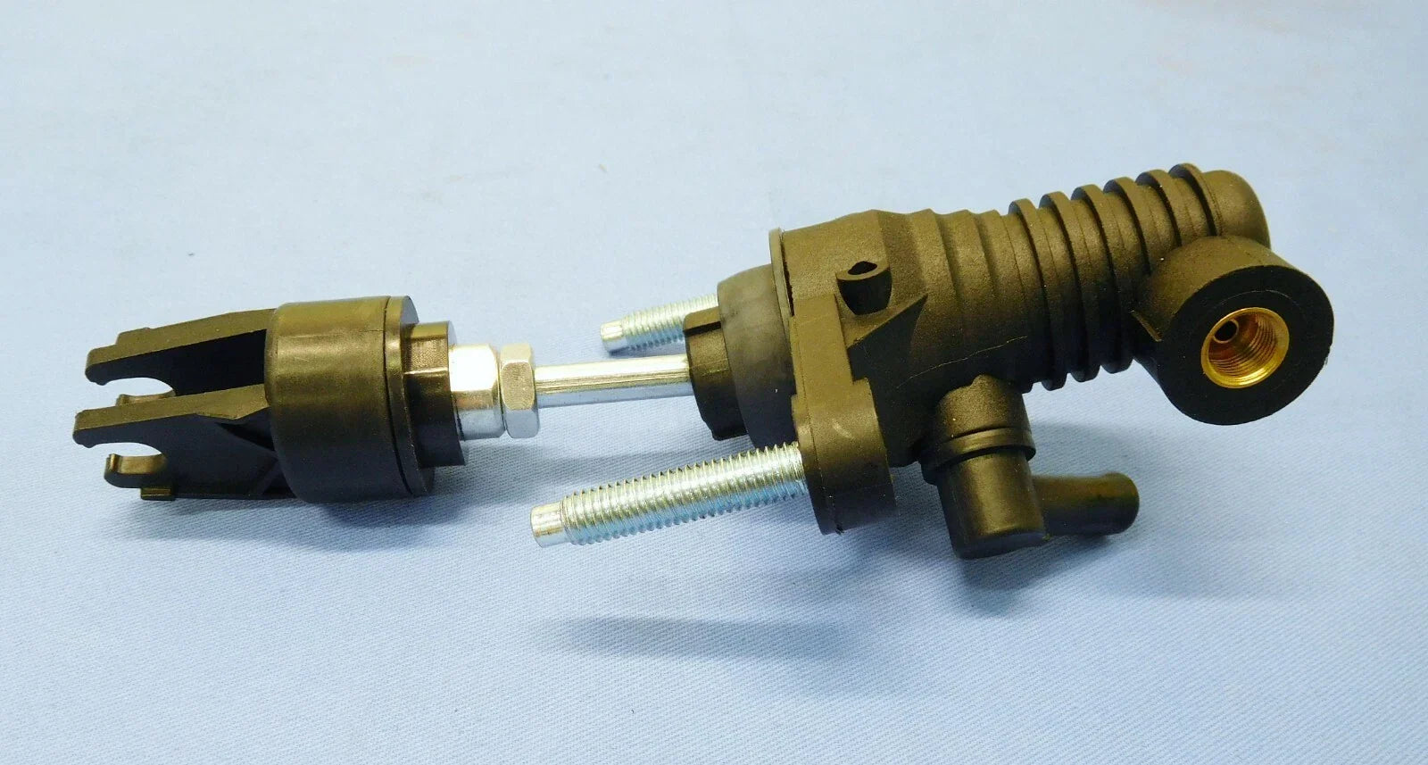Clutch Master Cylinder for 2WD Toyota Hilux KUN16 (2005 - Present)