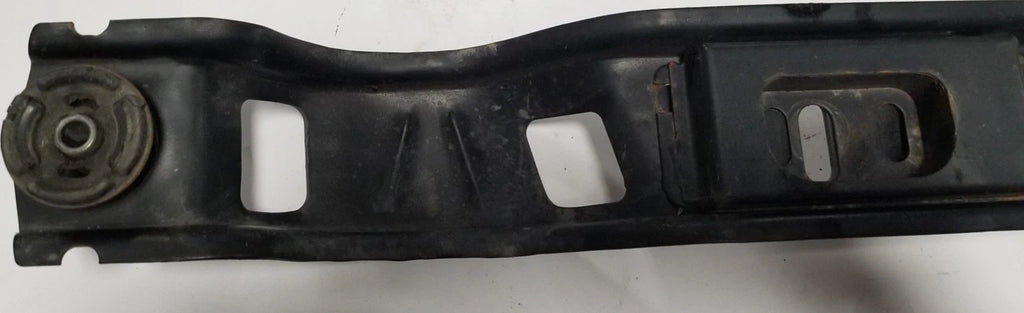 Auto Transmission Crossmember for Thunderbird Cougar (1994–1997)