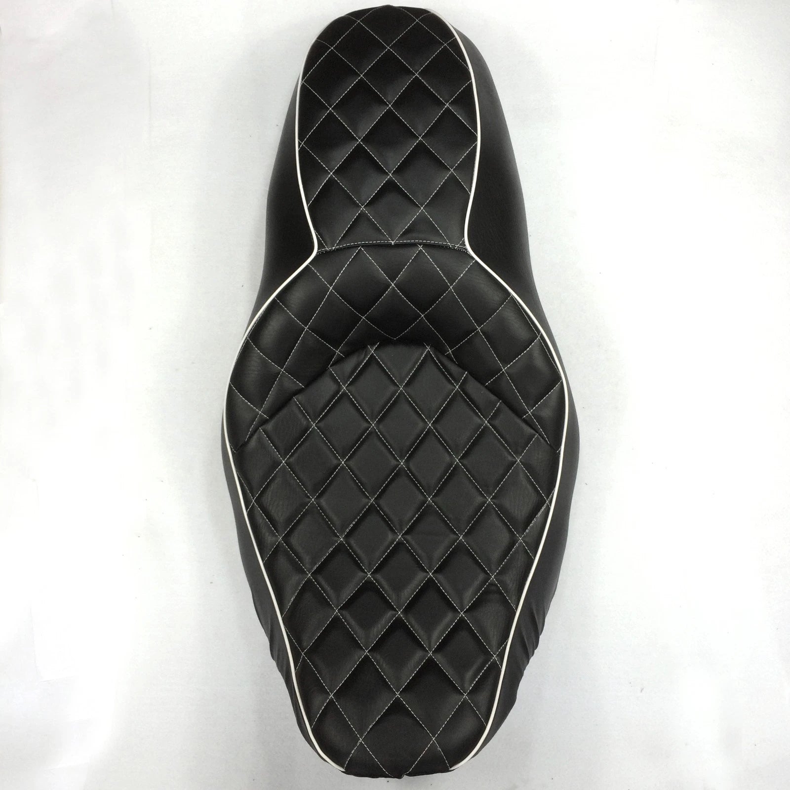 2X Diamond Stitch Seats for Harley Road King Street Glide (2007–2015)