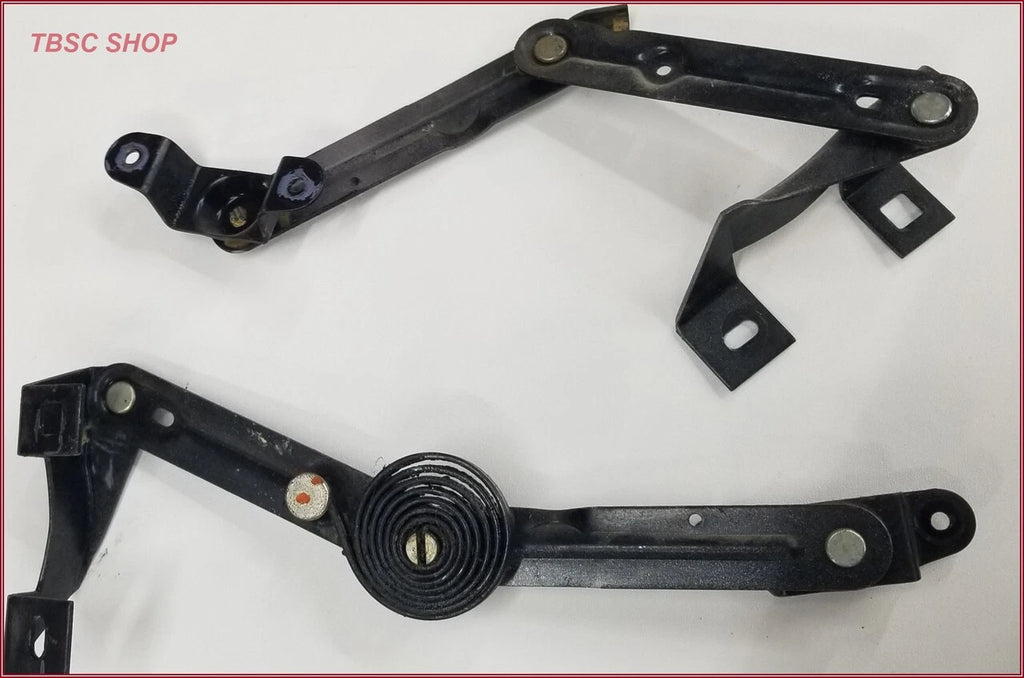 Set of 2 Trunk Lid Hinges for Ford Mustang Convertible (1983–1986)