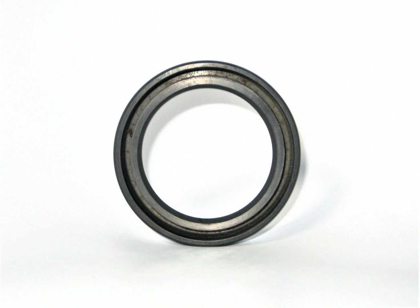 Lower Unit Shaft Sealing Ring for Volvo Penta 818111 (OEM)