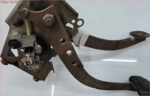 Clutch Brake Pedal for Ford Mustang (1996–2004)