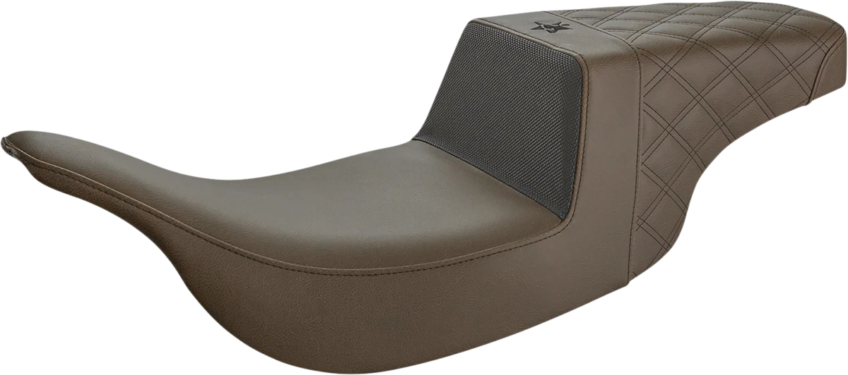 Saddlemen Seat for Unknown Industries (Front Carbon Fiber/Black Gripper)