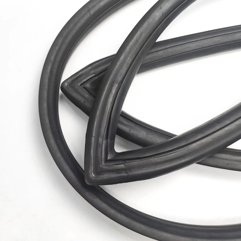 Rear Windshield Rubber Seal Fits Datsun 1200 Sunny B110 4D Sedan 1970-73 D06