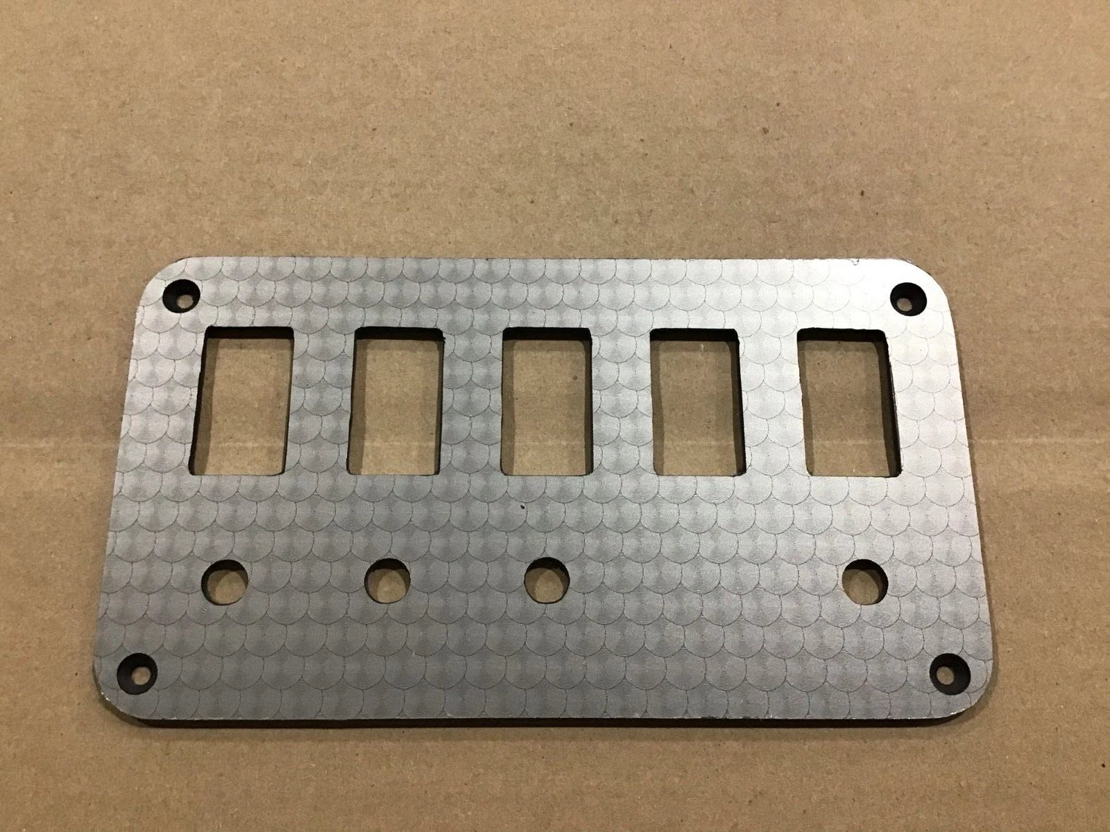 Unloaded switch panel for Rinker 206 (2000–2006) - Silver