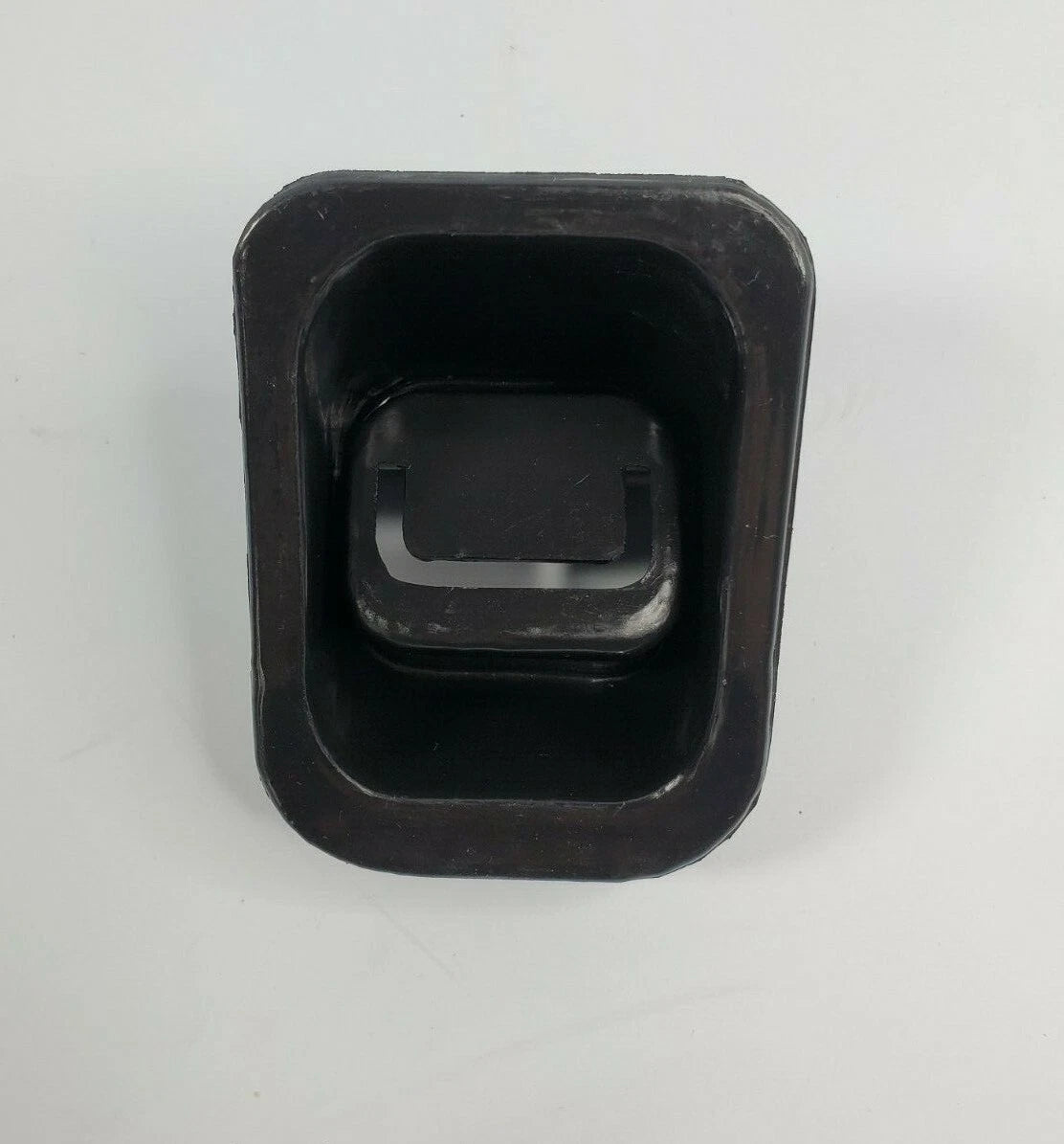 Clutch Fork Boot Bellhousing Rubber Seal Replacement for Chevelle Firebird GTO (1964–1972)