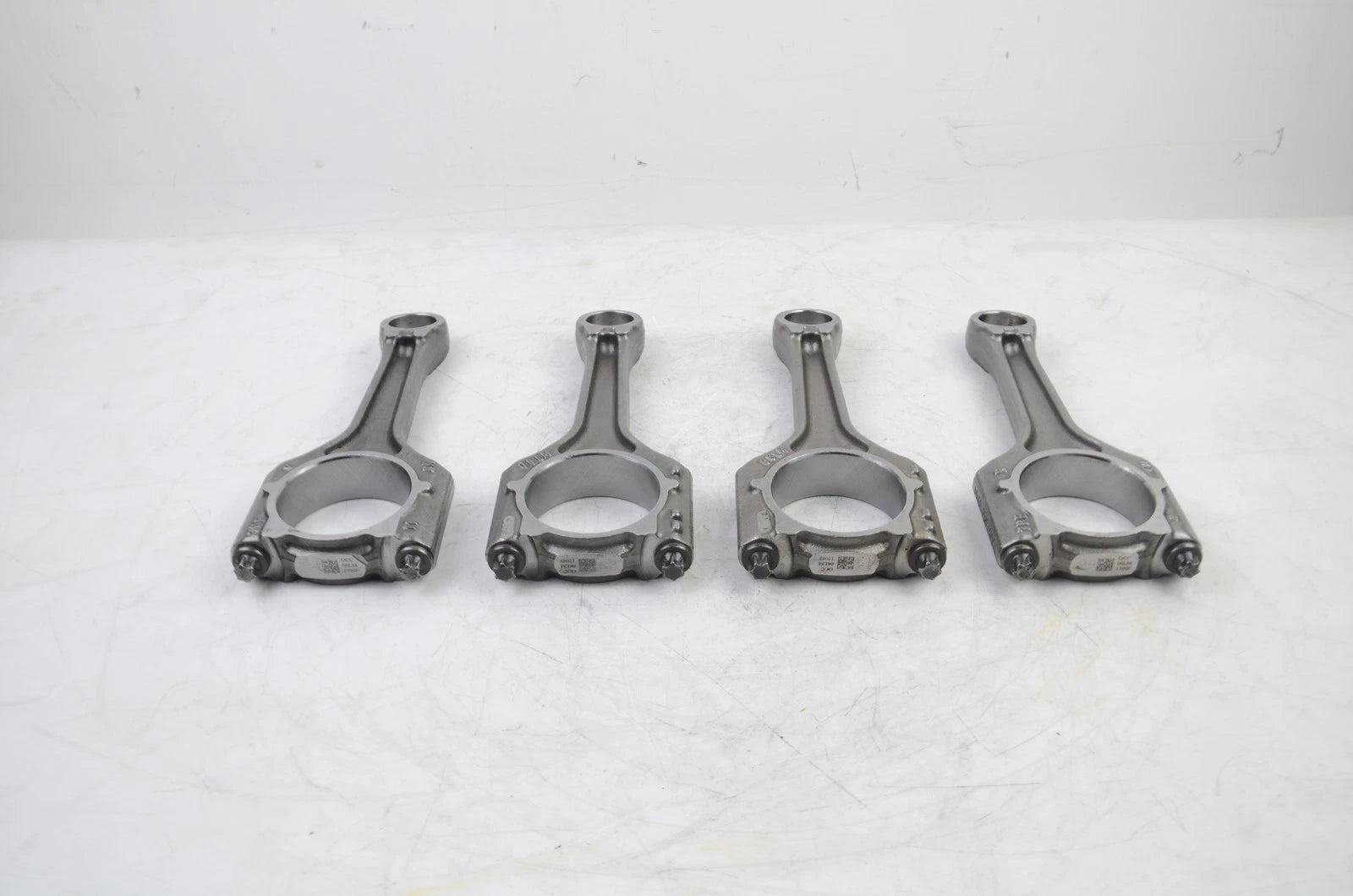 Set of 4 Connecting Rods for Audi A3 A4 Q5 VW Passat Golf Tiguan Jetta (2010–2020)