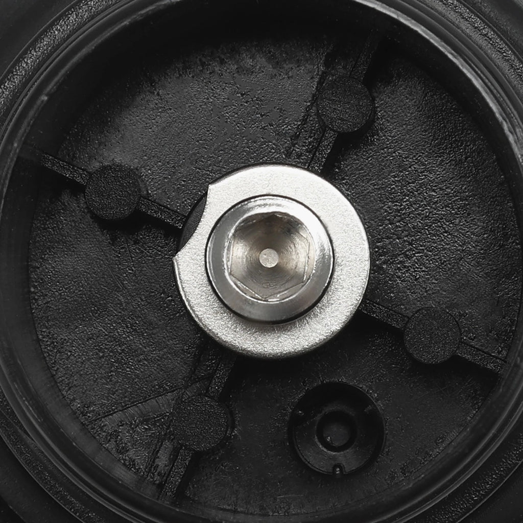 CNC Fuel Gas Tank Cap Cover Contrast Cut for Harley Softail (2000–2017)