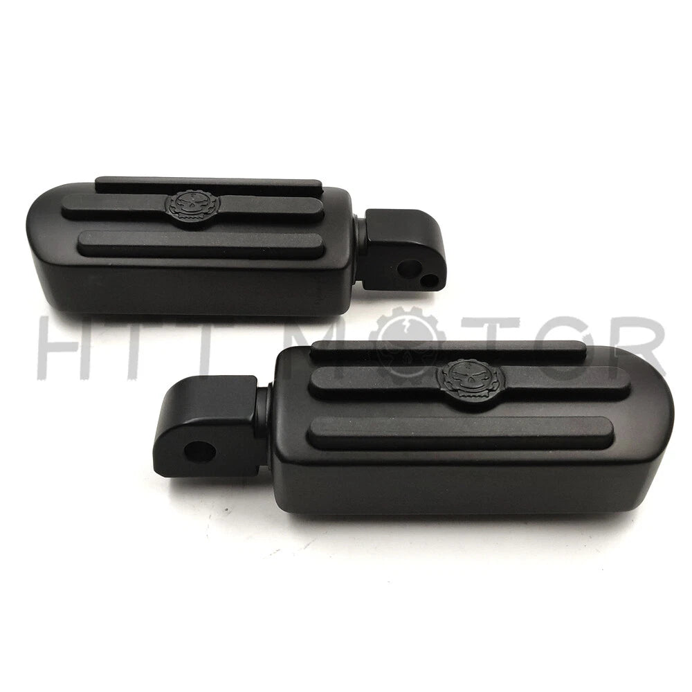 Groove Gear Skull Footpegs for Harley Softail Fat Boy Fat Bob (2018–2023)