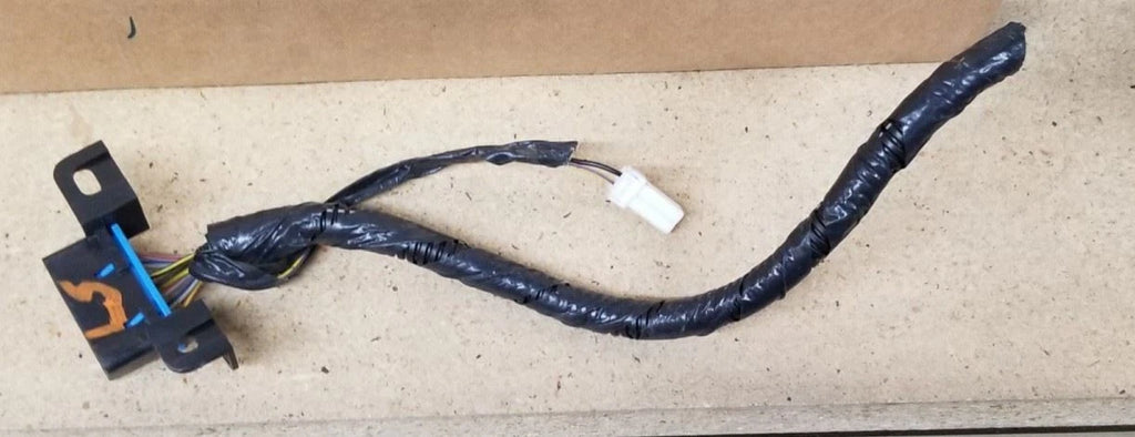 PCM OBDII 16 Pin Port with Pigtail Harness for Lincoln LS (2000–2006)
