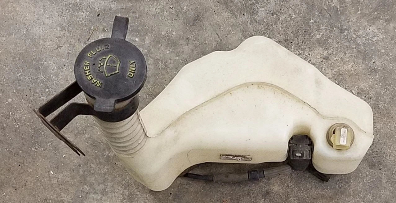Windshield Washer Fluid Bottle Reservoir for Lincoln Mark VIII (1993–1996)