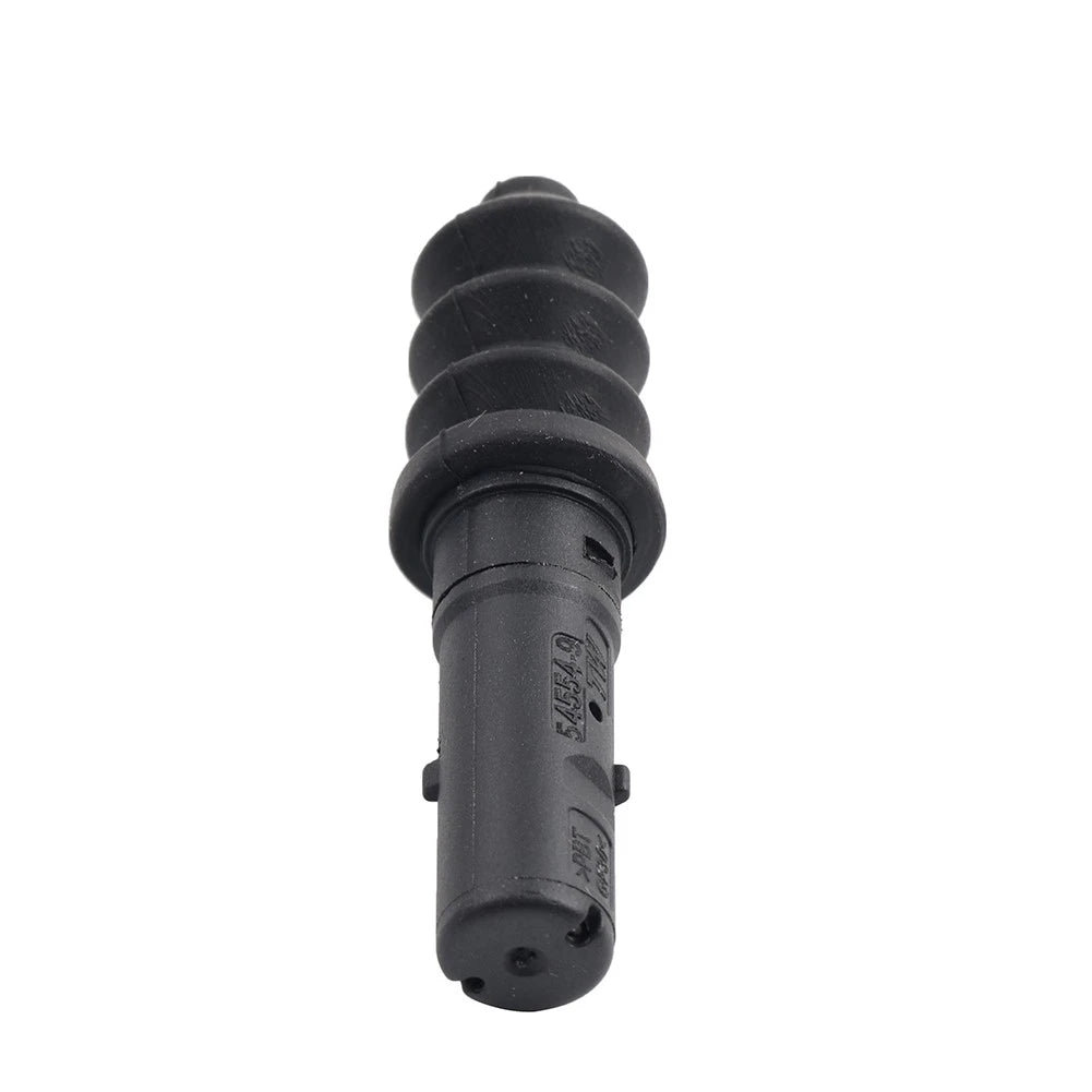 Fuel Tank Filler Lock Snap Spring Buckle for Land Rover Range Rover Discovery 5 (2017–2023)