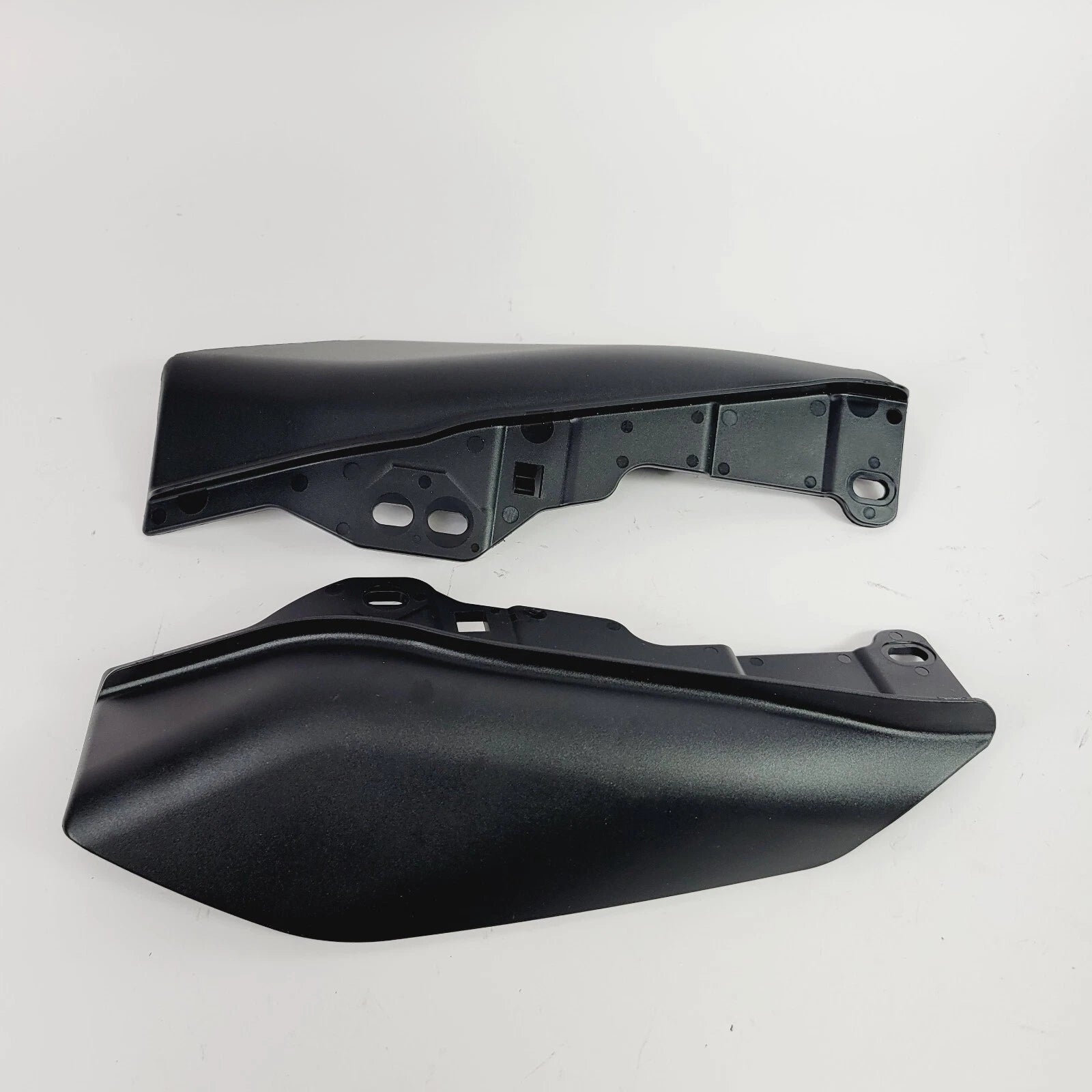 Set of 2 Mid-Frame Air Deflectors for Harley Touring (2009–2024) 58167-09A