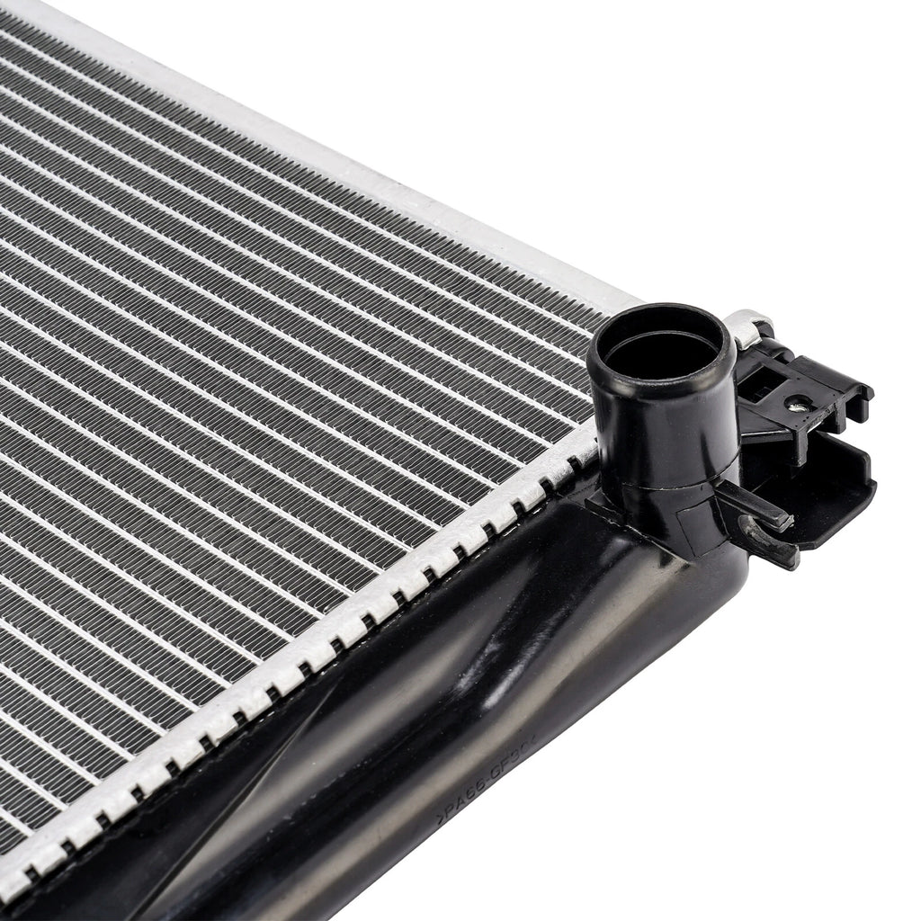Radiator for Chevrolet Tracker Suzuki Vitara 2.0L (1999–2004)