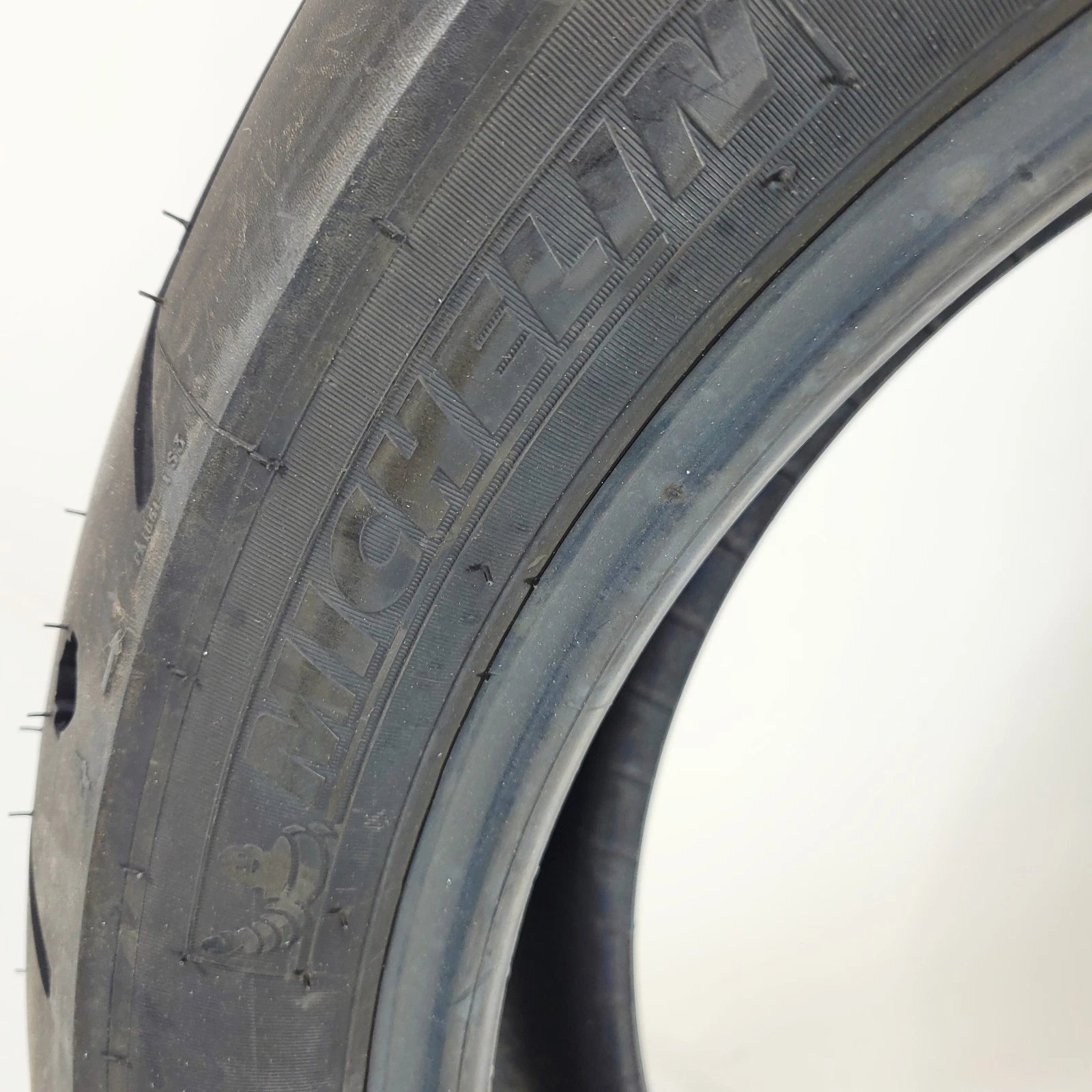 Michelin Scorcher 31 Rear Tire 160/70B17 for Harley-Davidson Dyna (2011–2017)