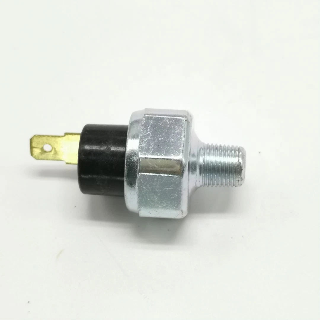 Oil Pressure Switch Sensor 15531-39010 for Kubota G1700 G1800 G1900 G2000 G2160