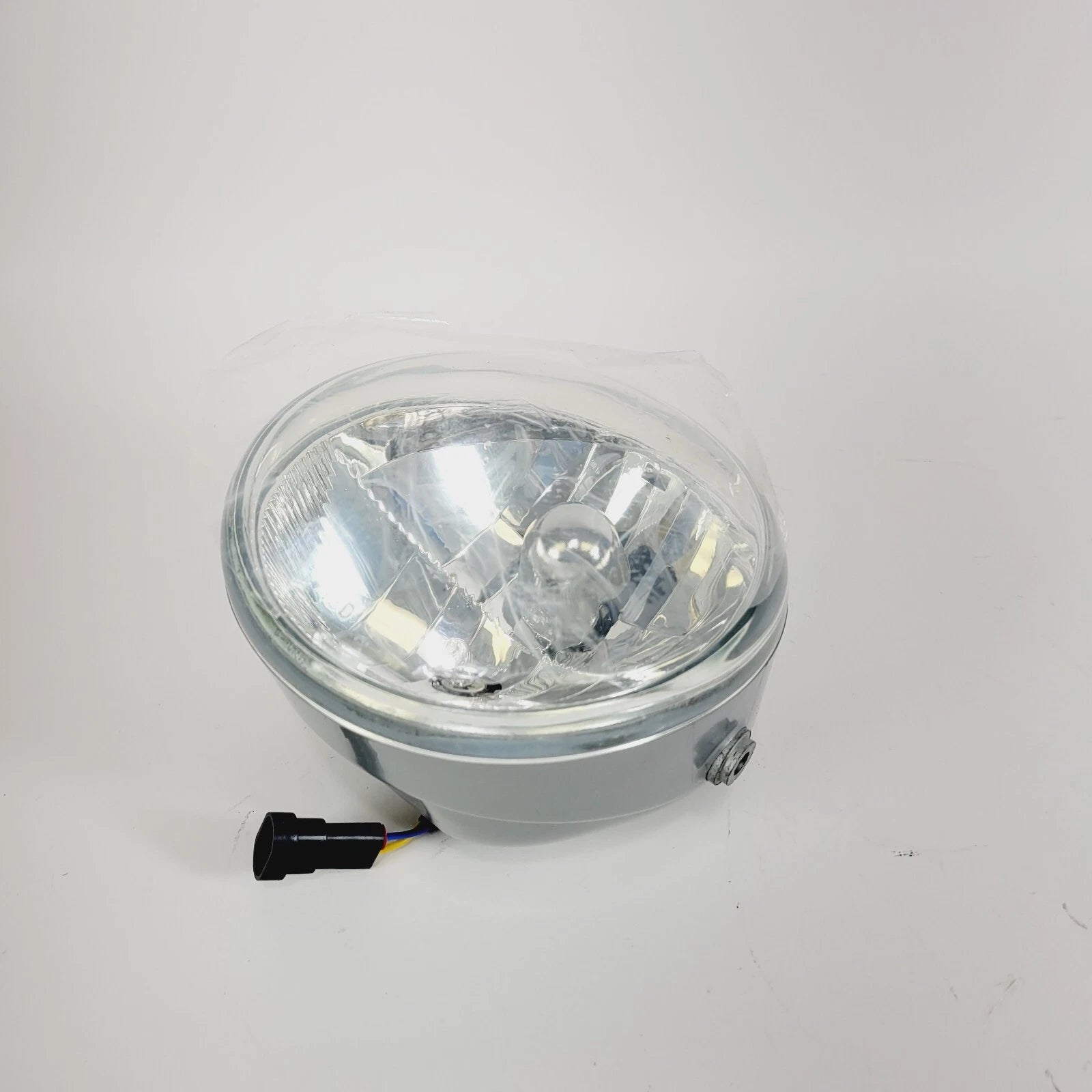 Front Headlight Lamp for Harley-Davidson V-Rod (2002–2010) 68880-01