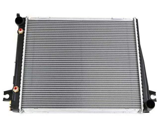Radiator Nissens 17111712448A for BMW E24 E28 533i 535i 535is 633CSi 635CSi (1977–1989)