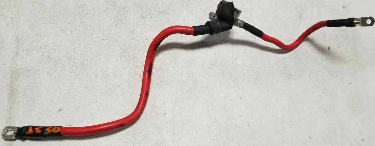 Positive Battery Trunk Cable for Jaguar S-Type (2004–2008)