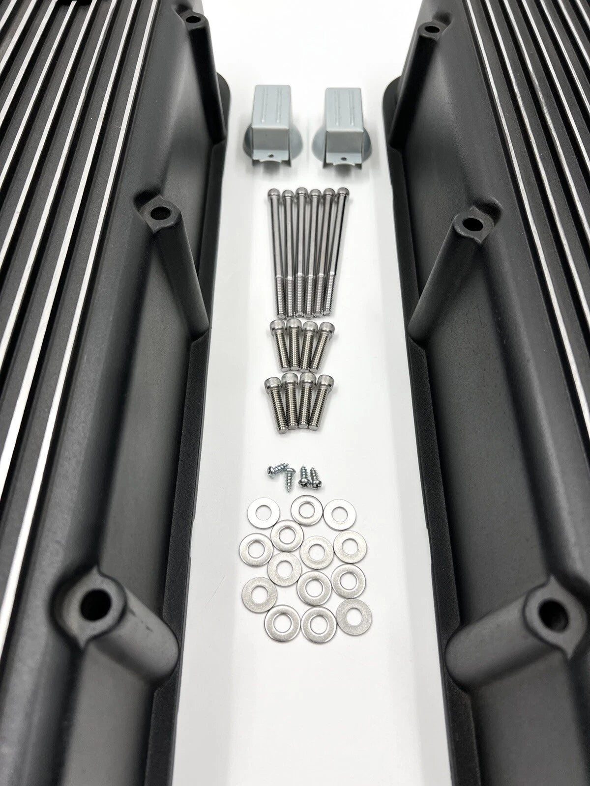 Aluminum Valve Covers Tall Finned Replacement for BBC 396 402 427 454 (–)