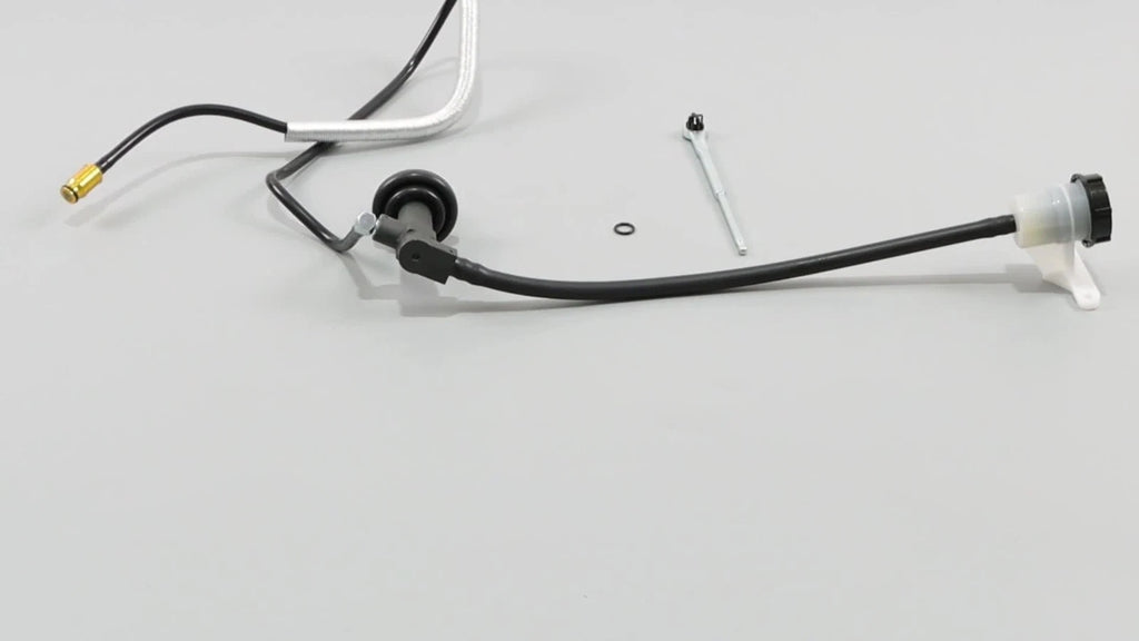 Clutch Master Cylinder and Line Assembly for Mazda B3000 (1994–1997)