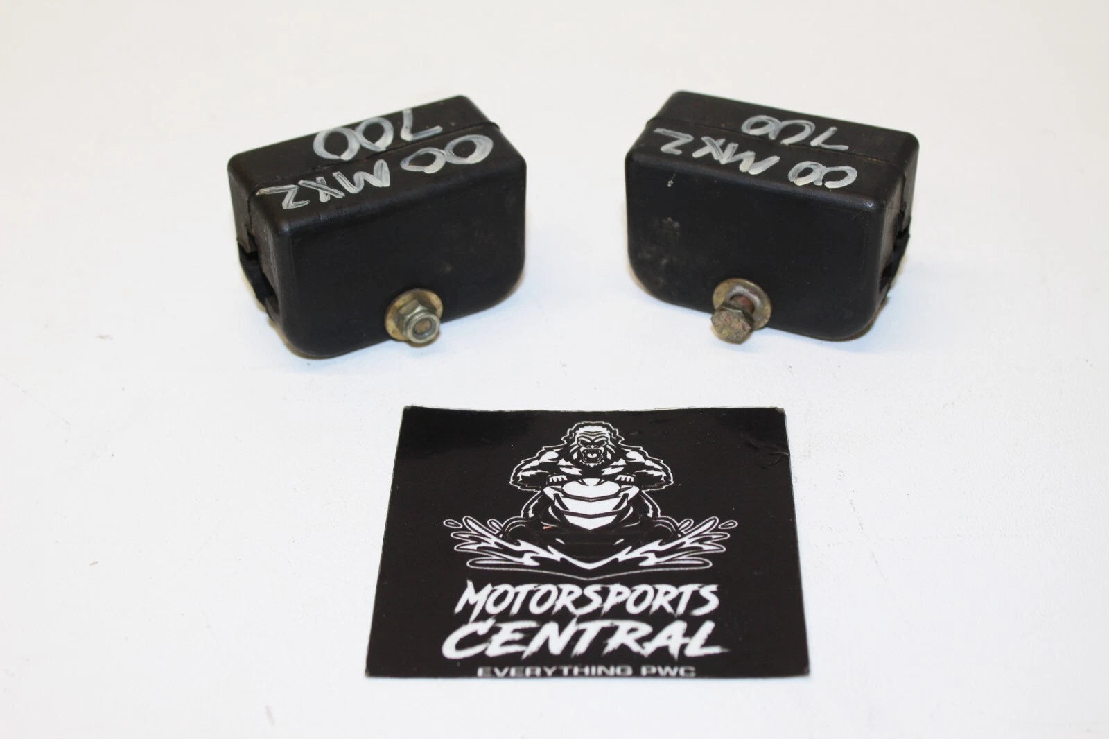 Set of 2 Rubber Track Stopper Rail Supports for Ski-Doo Summit MXZ GTX (1998–2005)