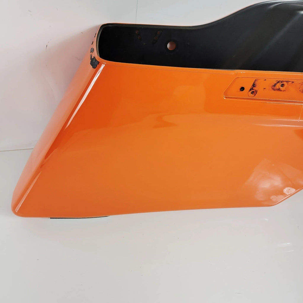 Right Saddlebag Bottom for Harley-Davidson Street Glide (2023) 90200729