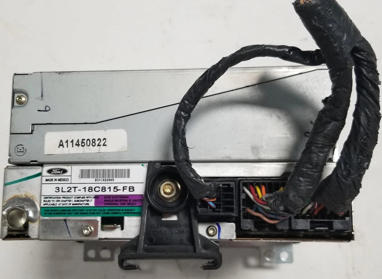 6 Disc CD Changer for Ford Explorer (2001–2004) 3L2T-18C815-FB
