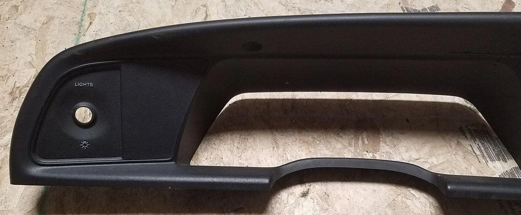 Instrument Cluster Finishing Panel Bezel for Thunderbird (1989–1993)