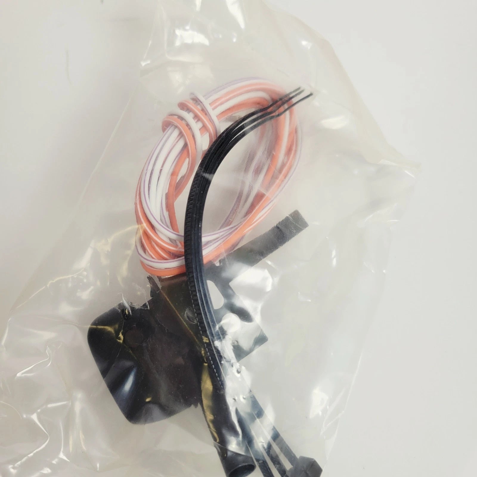 Left Hand Control Turn Signal Switch for Harley-Davidson Touring (1996–2013) 71685-06A