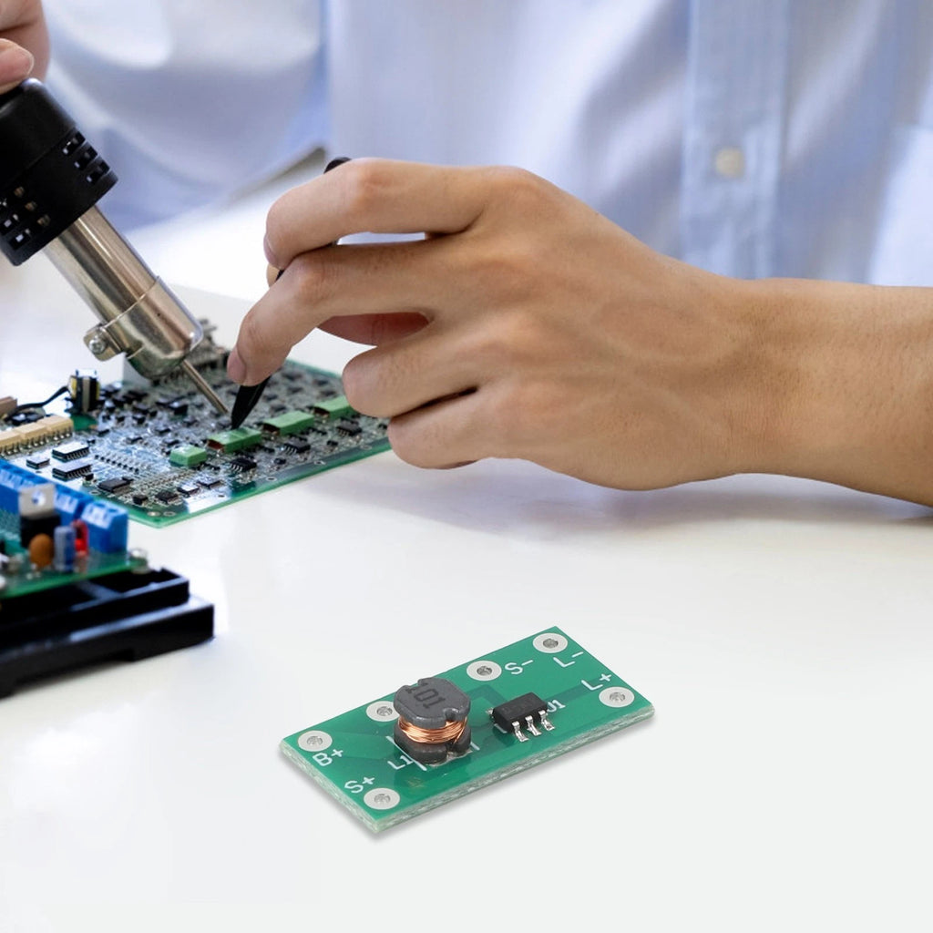 Intelligent Solar Circuit Board 12V for Outdoor Lighting Applications