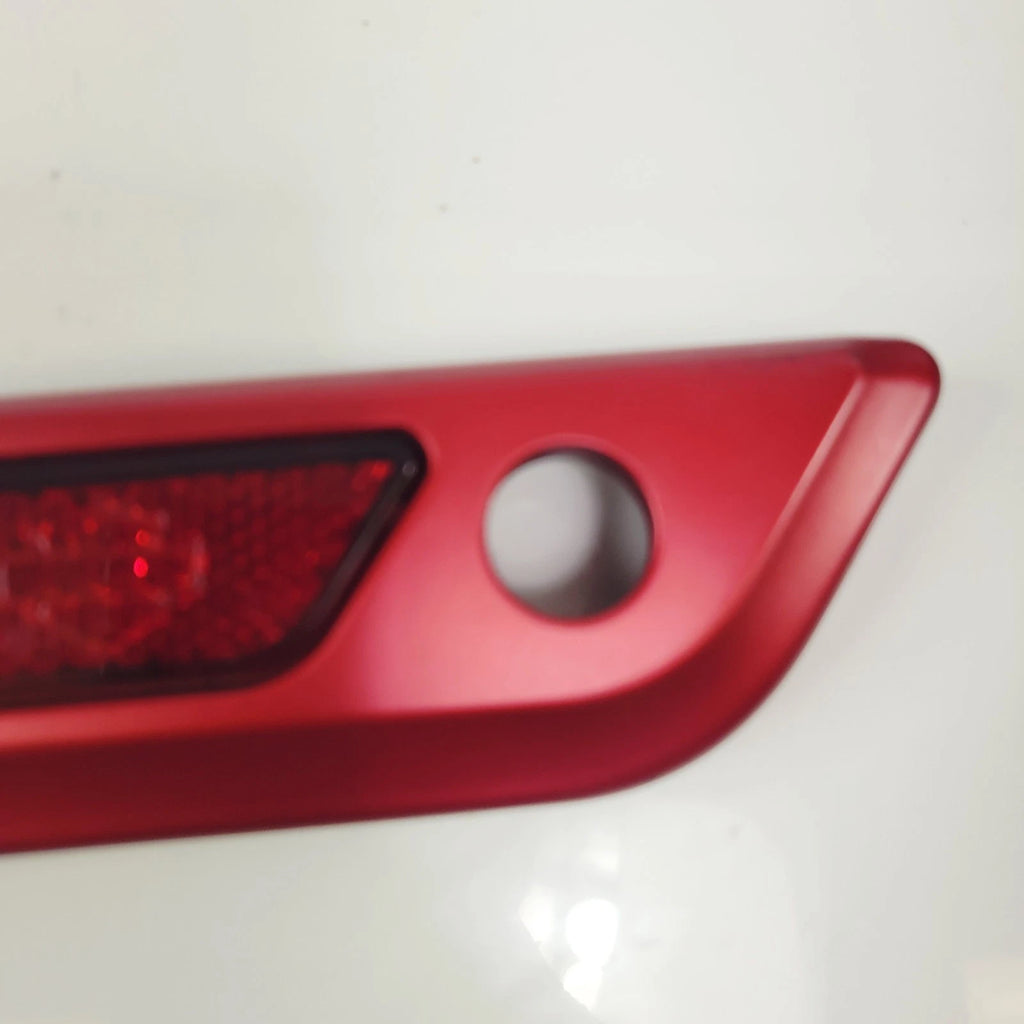 Right Saddlebag Latch for Harley-Davidson Street Glide (2019) - Wicked Red Denim