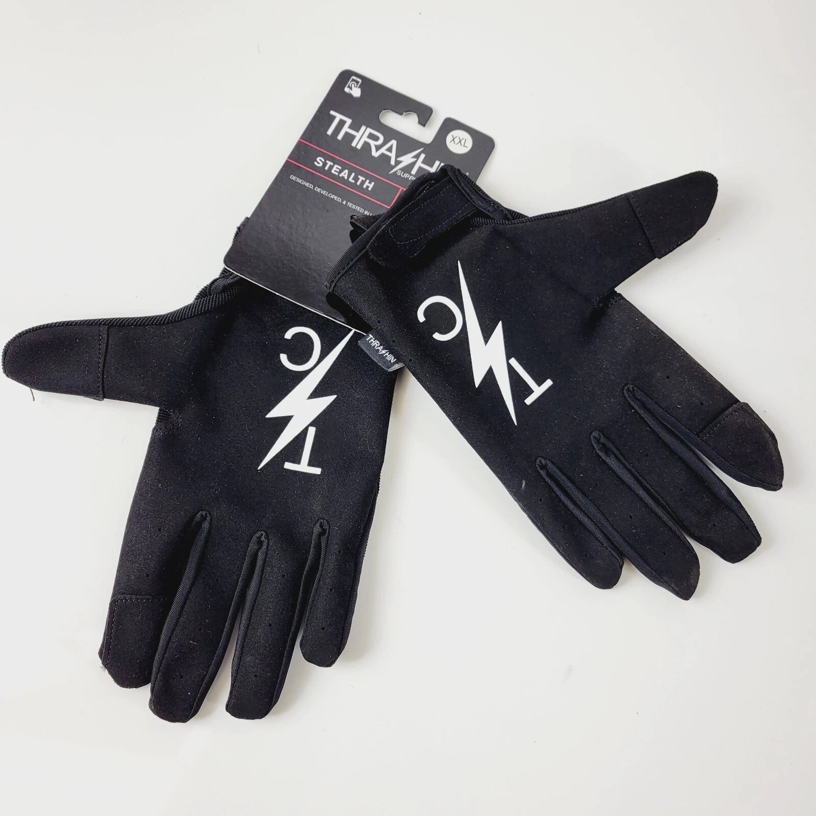 Black Windbreaker Gloves for Multiple Sizes (2023)