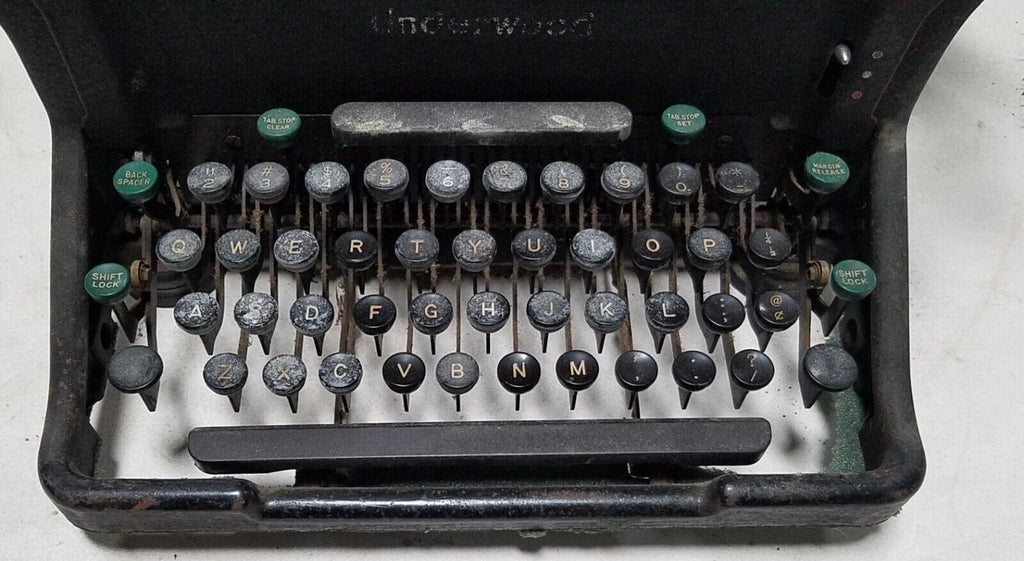 Antique Underwood Standard Typewriter 1923 Art Deco Black Exposed Keys