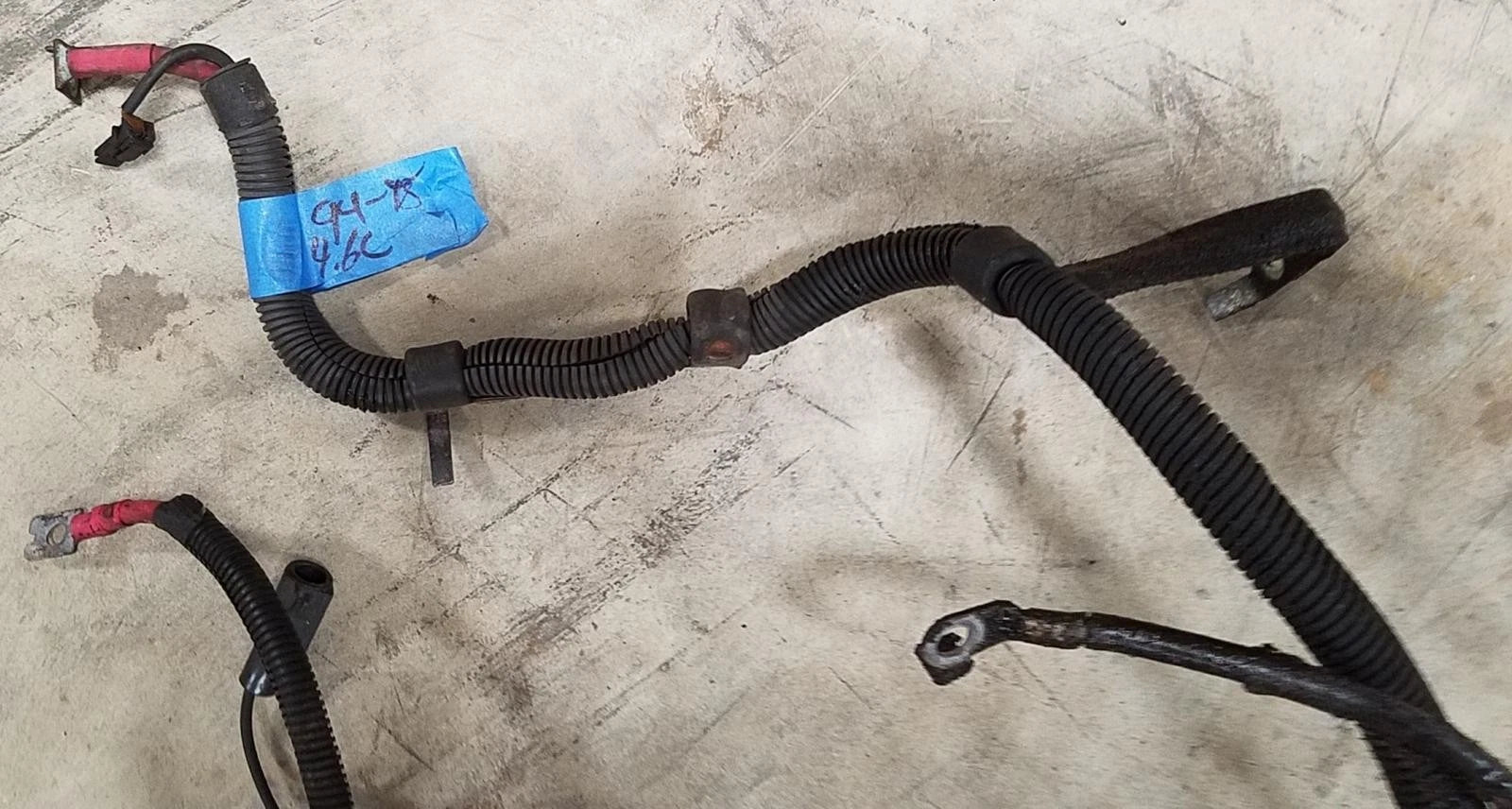 Starter Cable Set for Ford Thunderbird Cougar (1996–1997)