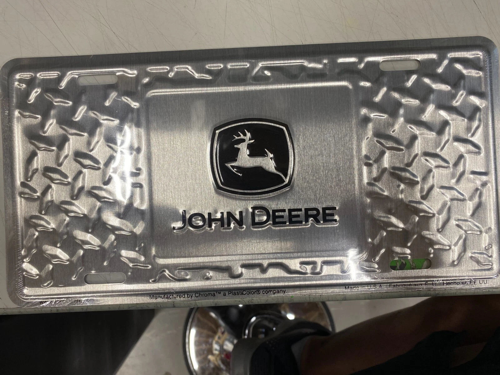 License Plate Emblem for John Deere Tractor (Chrome, Black)