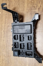 Dash Fuse Block for Jaguar X-Type (2004–2008) 4X43-14A073-AE
