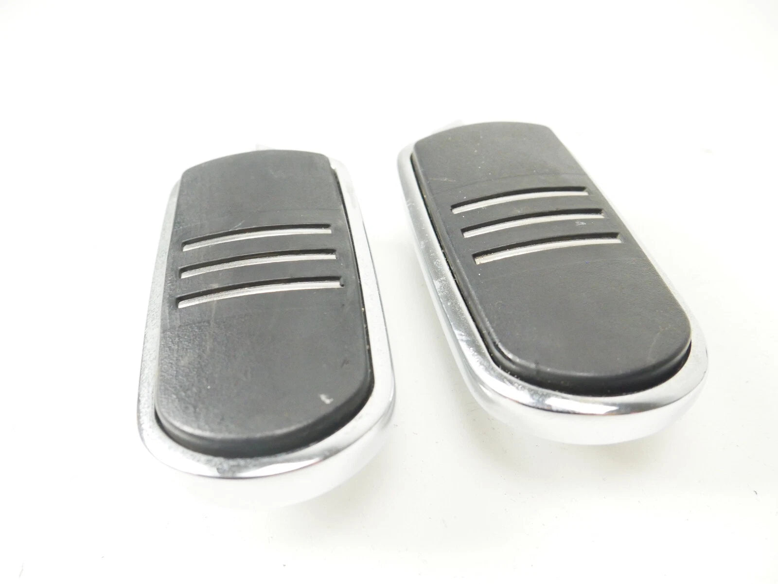 Chrome Passenger Highway Foot Pegs for Harley Street Touring