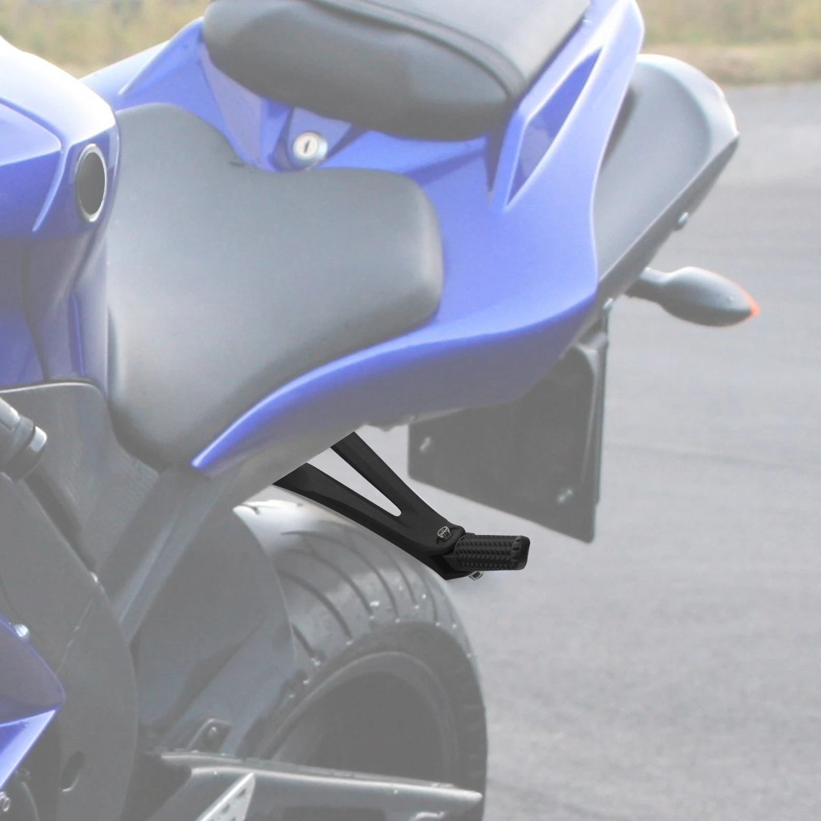 Rear Passenger Footpegs Bracket for Yamaha YZF R1 (2004–2008)