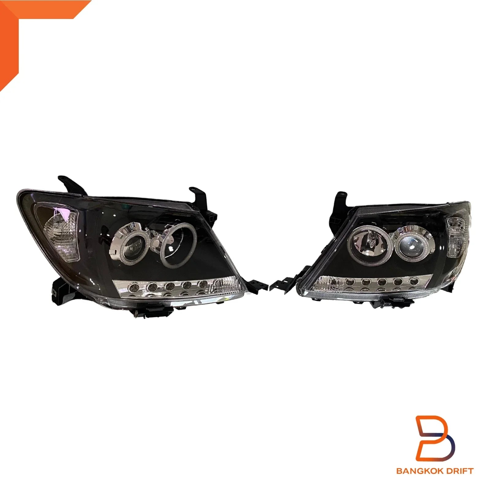 Eagle Eyes LED Projector Headlight Black Housing for Toyota Hilux MK6 (05-11)