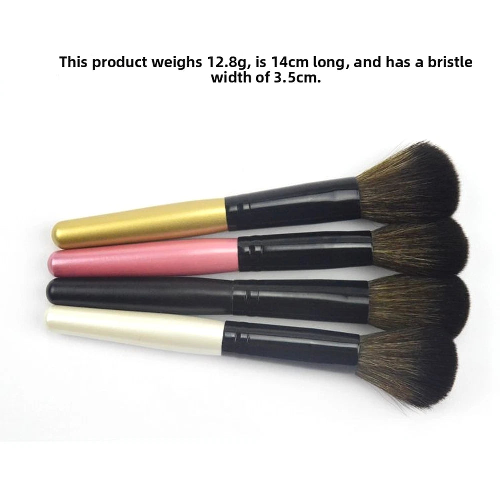 Blush Brush with Wooden Handle 14.2cm for Seamless Blush Bronzer