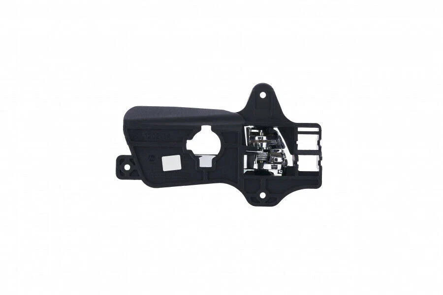 Chrome Front Left Inner Door Handle for Hyundai i30 (2007–2012)