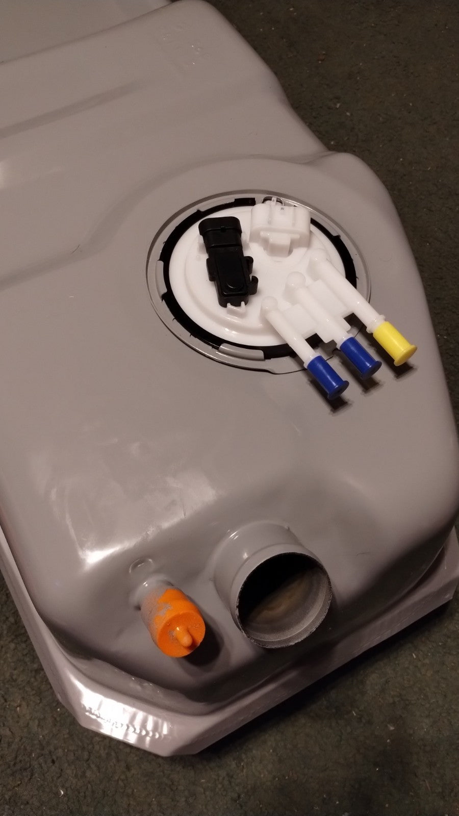 Electric Fuel Pump for Chevy Blazer, GMC Jimmy (1996)