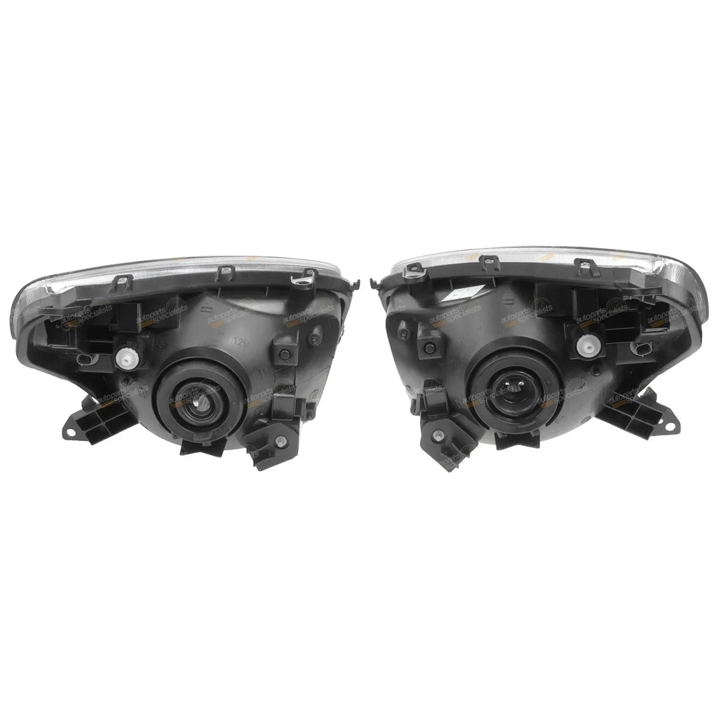 Headlights Left/Right Pair for Toyota RAV4 ACA20 (2001–2003)